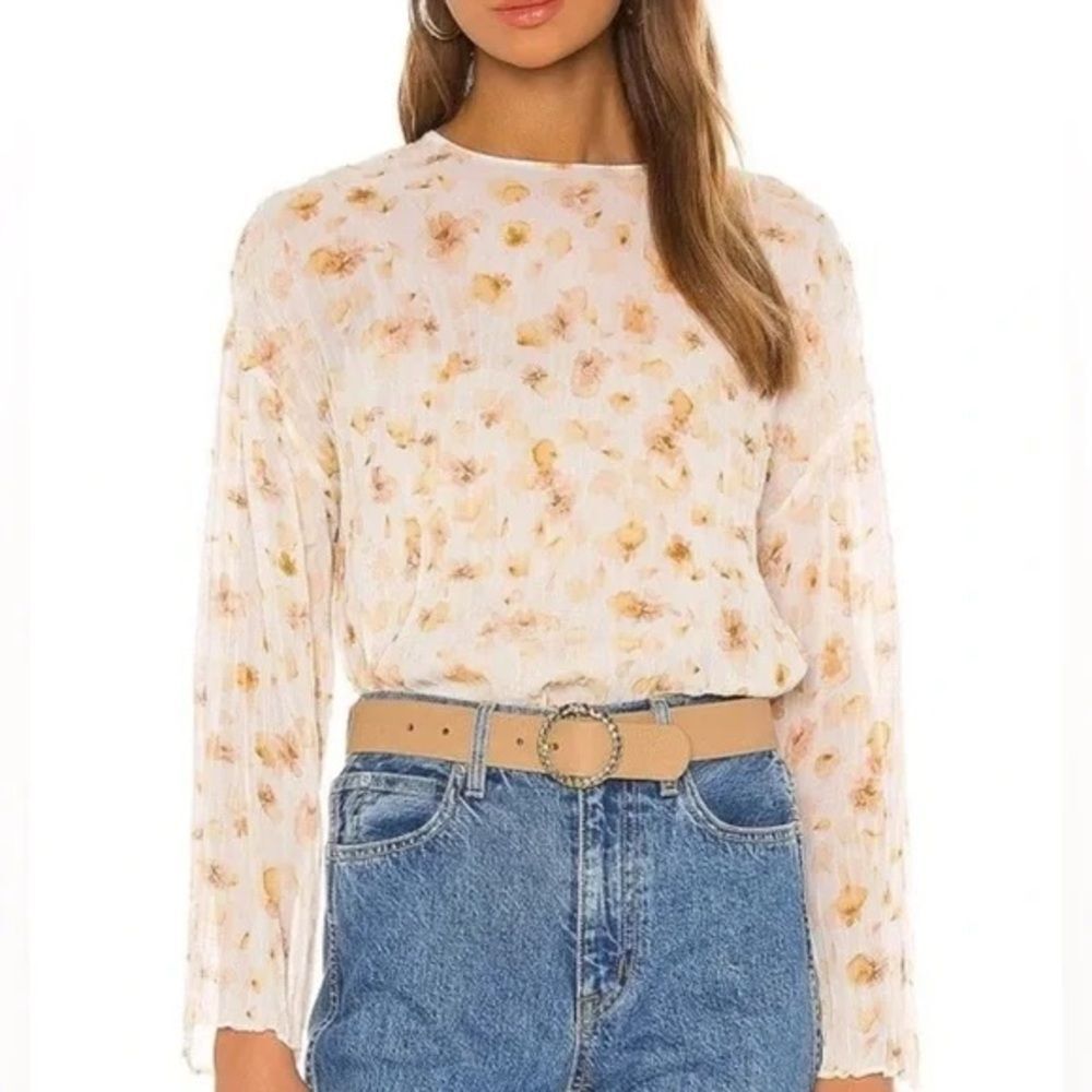 Vince Pressed Petal Long Sleeve Blouse in Off‎ White, Size Small, NWT